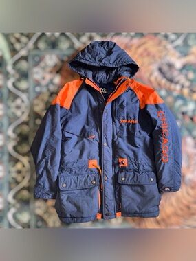 Vintage 90s Mirage Chicago Bears NFL Puffer Jacket Parka Hooded Full Zip Coat